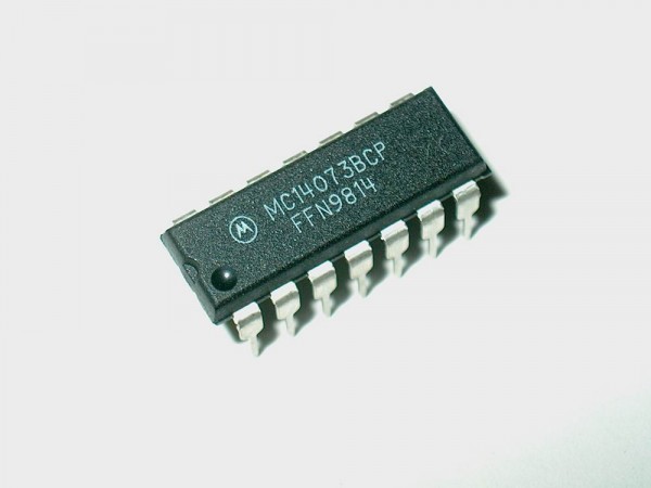4073 DIP - Ic Baustein CMOS Tripple 3Input AND Gate MC14073