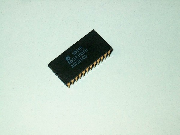 AD1210HCD - Ic Baustein DIP24 Gold Pins AD1210CD 12-Bit AD-Converter