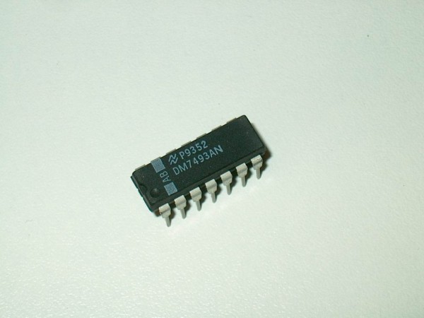 7493 DIP - Ic Bauteil TTL 4-bit binary ripple counter DIL Logic-Chip