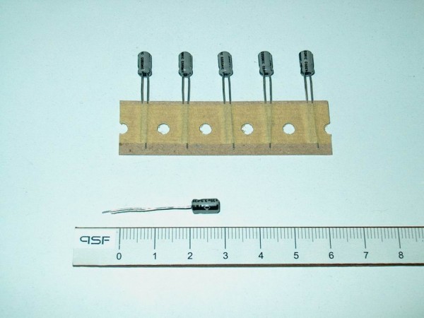 ER133-35 - Elko 3,3uF 35V 85°C radial 4x7mm RM2,54 [20pcs]