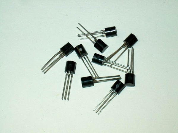 BC557 - Transistor PNP 50V 0,1A 0,5W TO92 [20pcs]