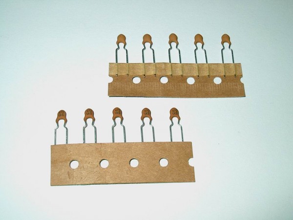 KER247 - 10 Stück Kerko 4,7nF Kondensator Keramik 4x3mm RM5 63V 472 Gurt