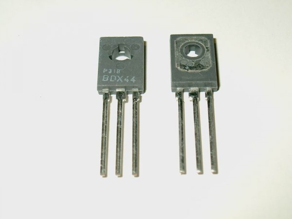 BDX44 - Transistor NPN 80V 1A TO126