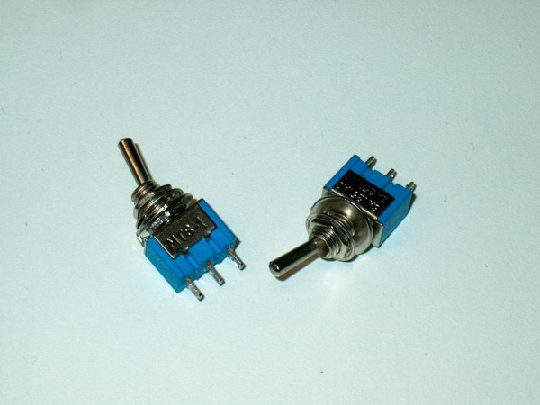 E800 - 5 Stück Miniatur Kippschalter 1xUM Schalter 3-pol. 12x7x35mm 3A 250V KNX-1