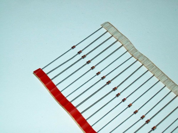 BAT85 - 10 Stück Schottky Diode Barrier Rectefiers 30V 200mA 20 +85°C