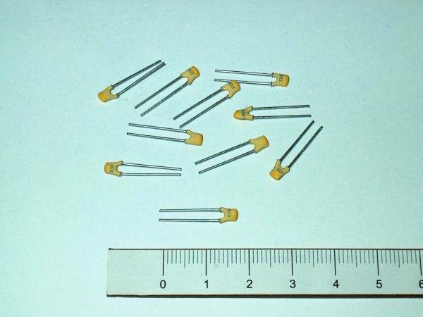 KER133 - 10 Stück Kerko 330pF Kondensator Keramik 4x4mm RM2,54 63V n33
