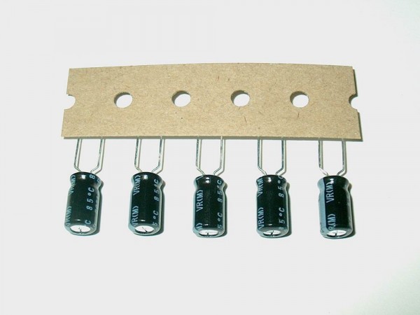 ER347-06 - Elko 470uF 6,3V 85°C radial 6,5x11,5mm RM2,54 Nichicon [20pcs]