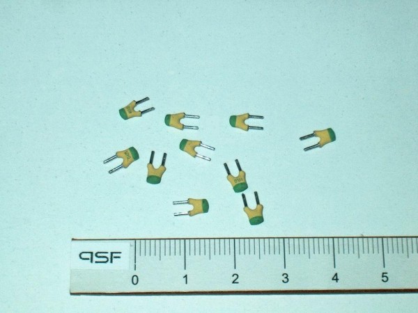 KER211 - 10 Stück Kerko 1nF Kondensator Keramik 3x3mm RM2,5 63V 100L